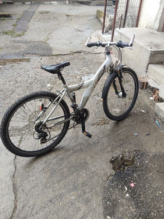 Biciclete de vânzare