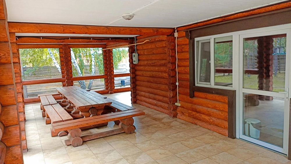 Коттедж в основном бору