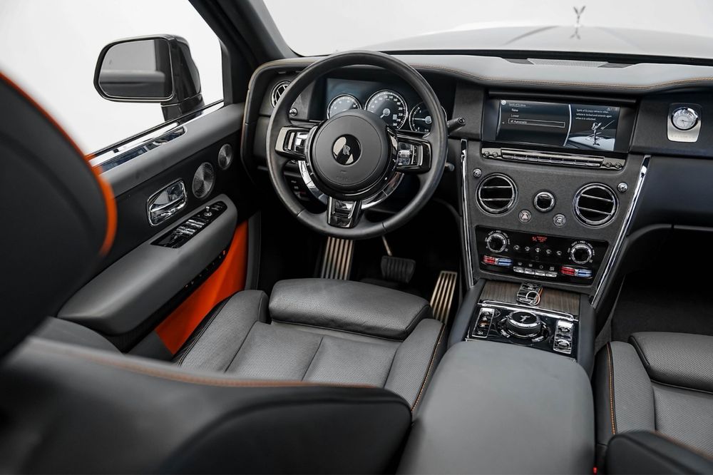 Rolls Royce Cullinan Black badge