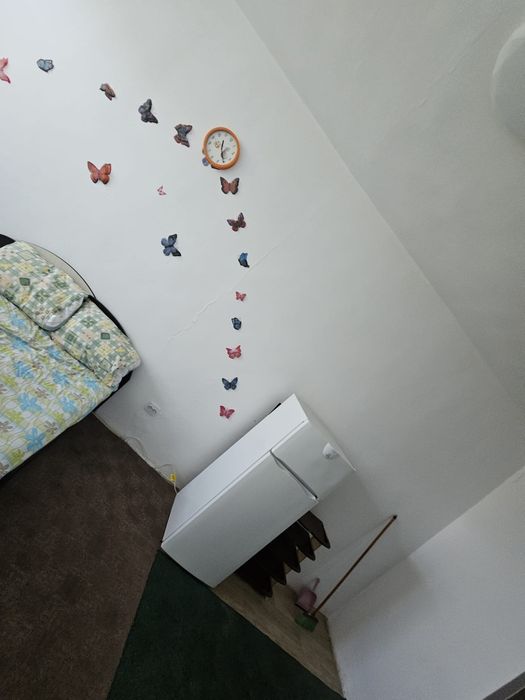 Închiriez garsoniera nr. telefon:+40748381801