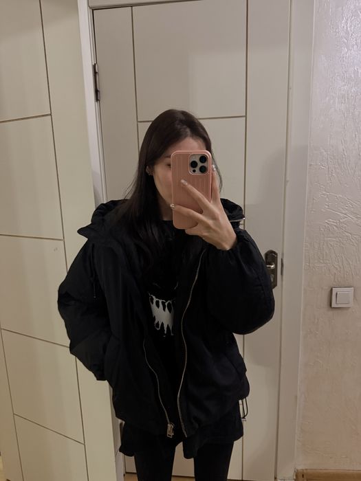 осенняя куртка Bershka