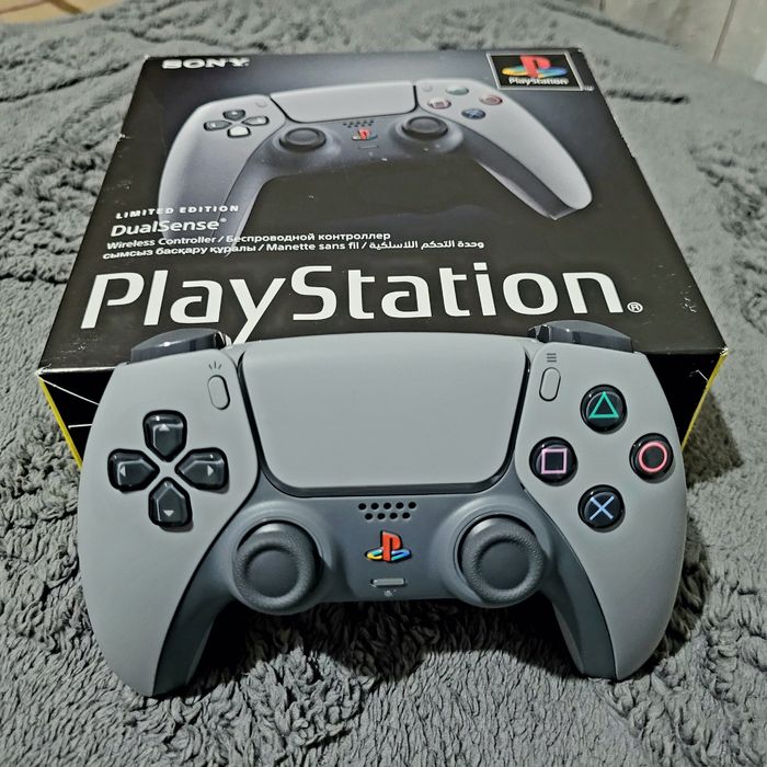 Геймпад DualSense 30th Anniversary
