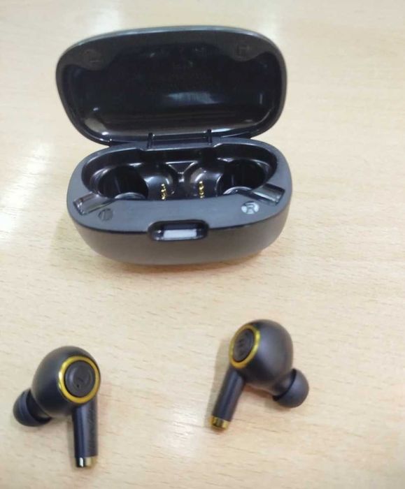 Блютуз наушники новые