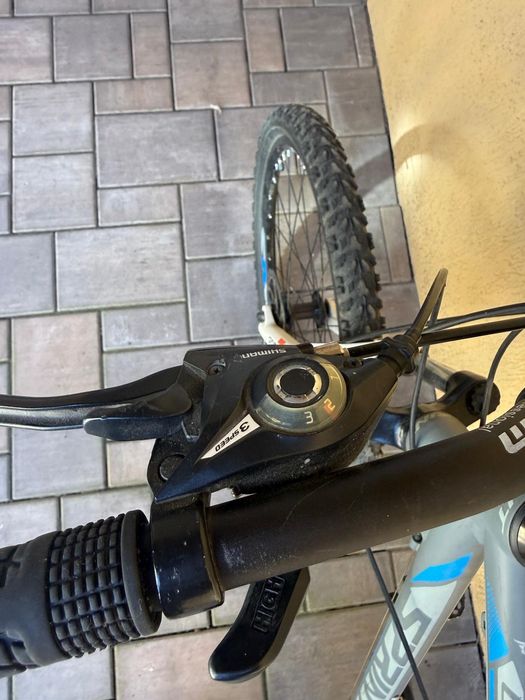 B’Twin Rockrider MTB – frâne pe disc, suspensie, stare foarte bună!