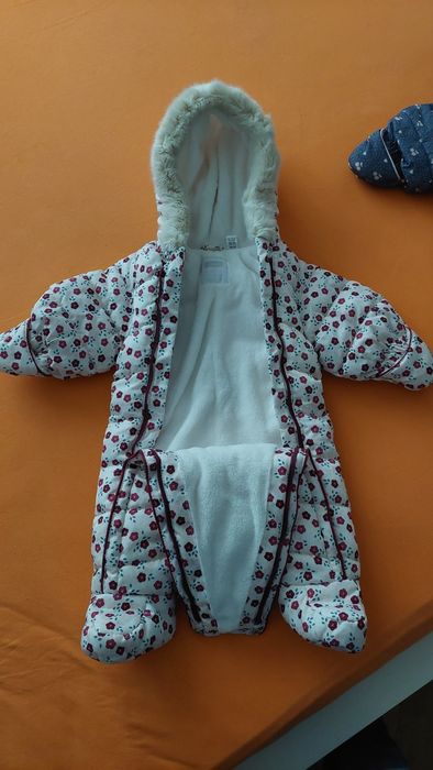 Бебешки космонавти/ ескимоси Okaidi 3-6 м / 68 см.