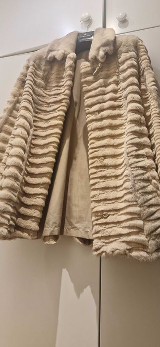 Haina din blana de vizon