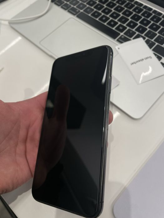 Отличен Apple iPhone 11 Pro Max 512GB