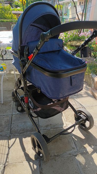 Бебешка количка Lorelli