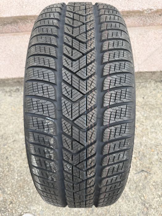Cauc Pirelli 235/60/R18 iarna scorpion dot 2024 o buc noua rezerva