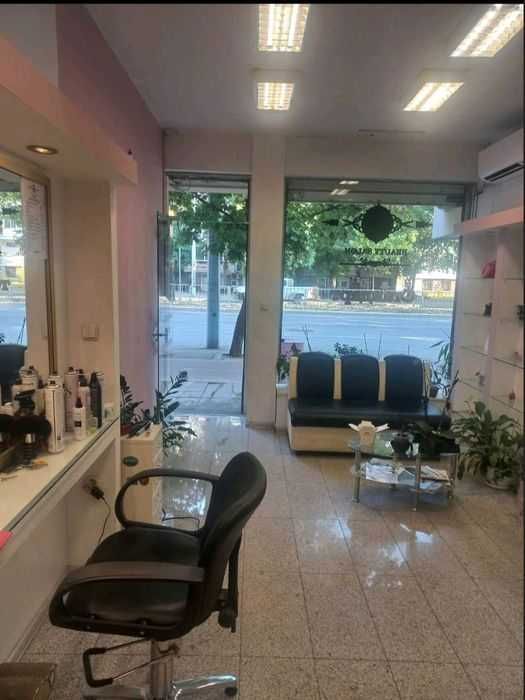 Салон за карсота под наем