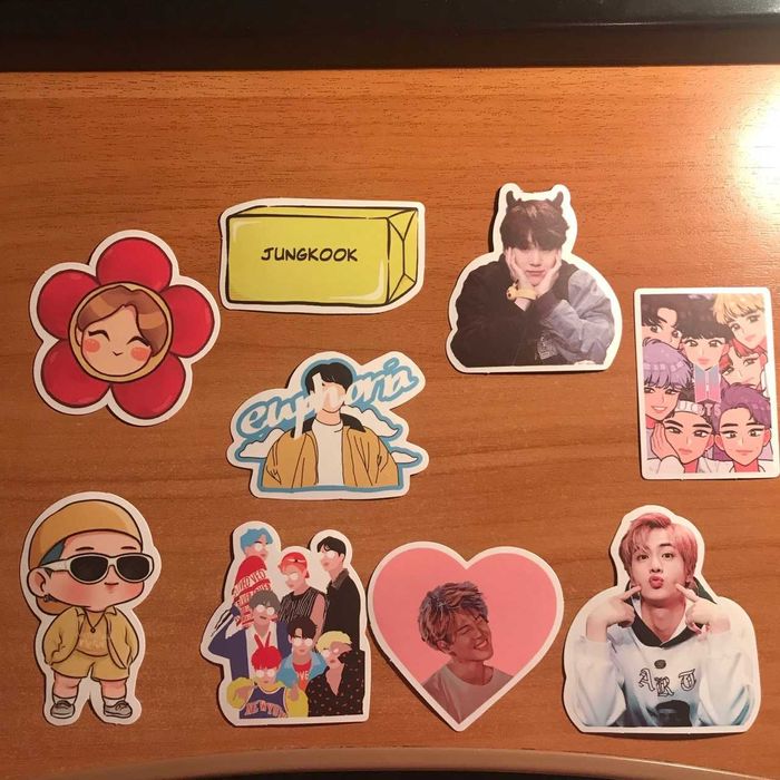 Новые наклейки с Бантан