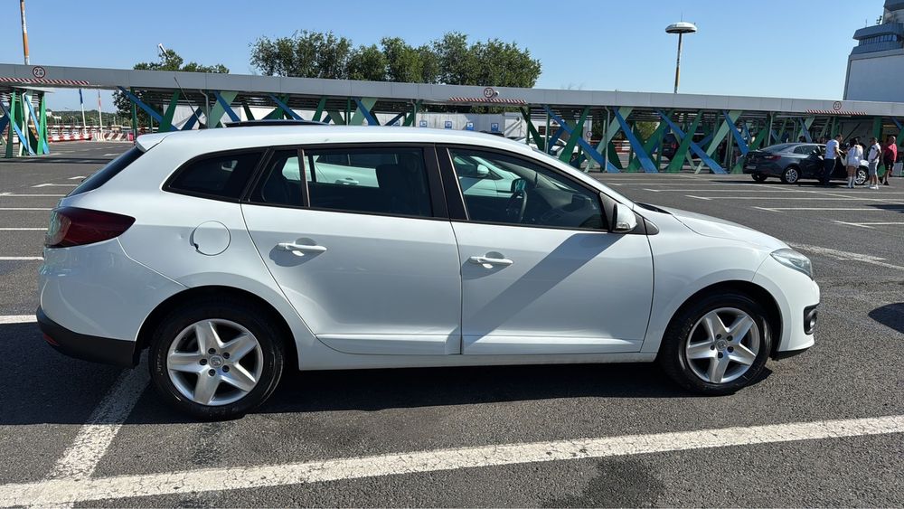 Inchirieri Auto Bucurest Rent a car Bucuresti Aeroport