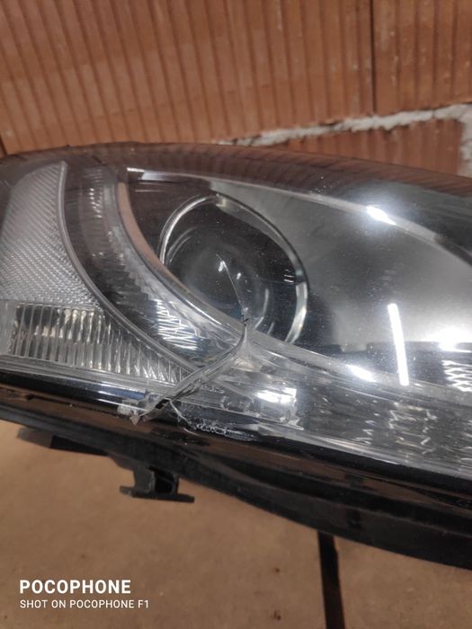 Десен фар LED BI-XENON Audi A5 / Ауди А5 Със Забележки! 2011г