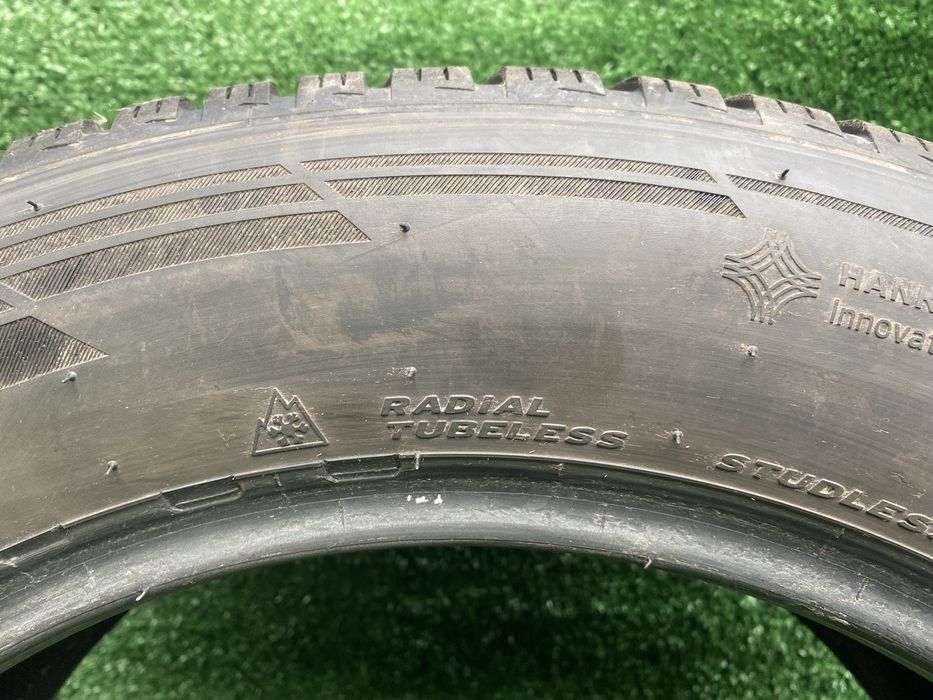 Set 2 anvelope iarna Hankook Winter I Cept Evo3 215 60 17 96H 7,5mm