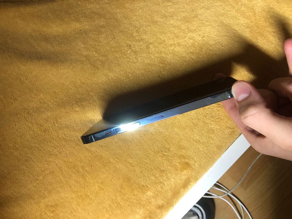 Iphone 13 pro max verde doar botosani!!