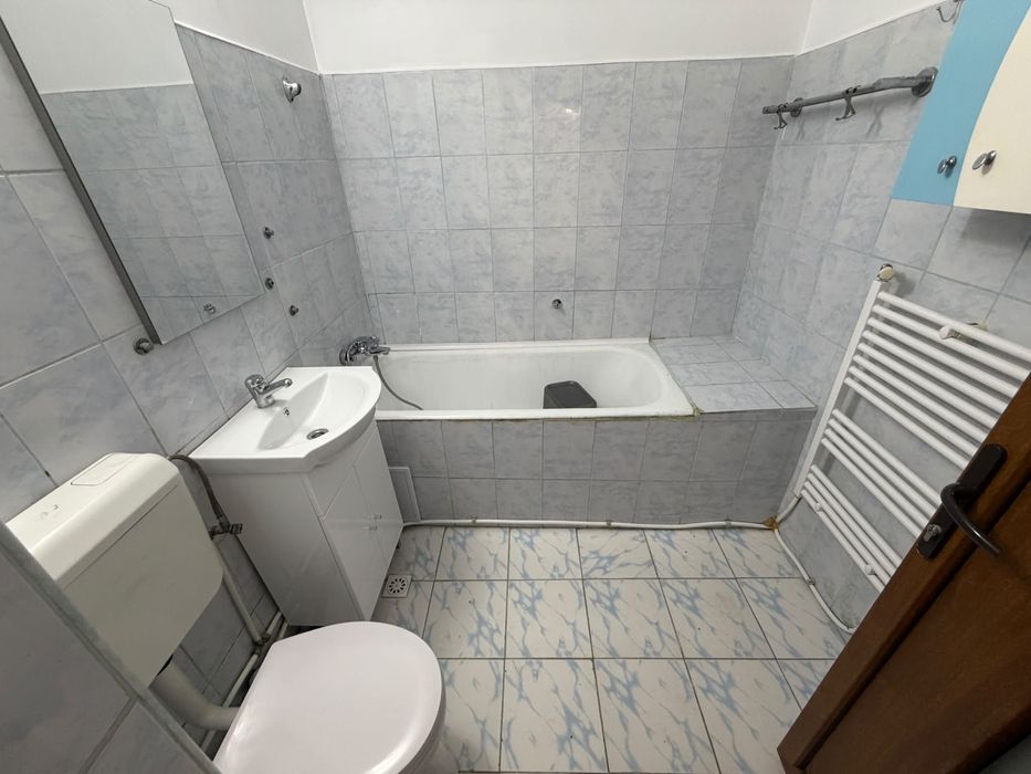 Apartament 3 camere de inchiriat