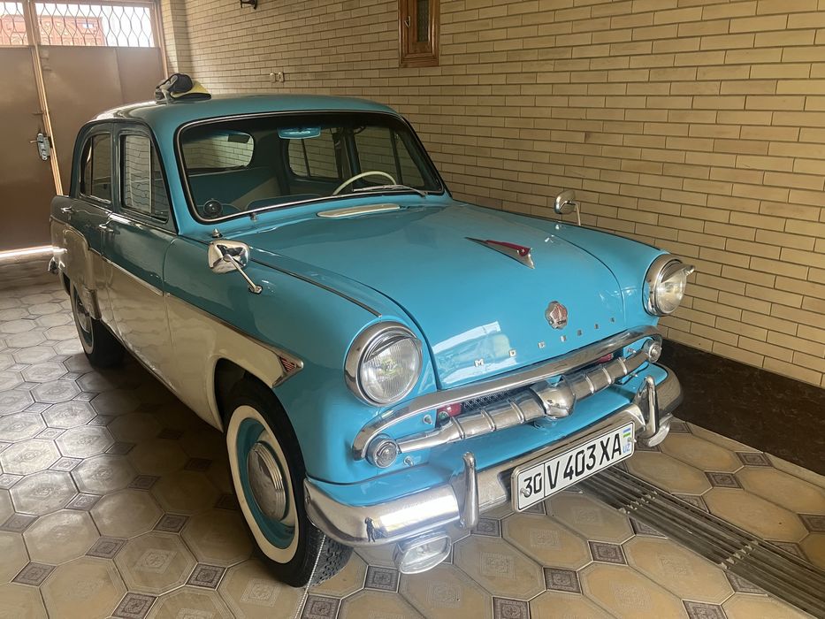 Москвич 407 с куча новоротами