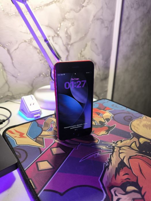 iPhone SE 2020 64гб акб 74% зарядка чехол в подарок