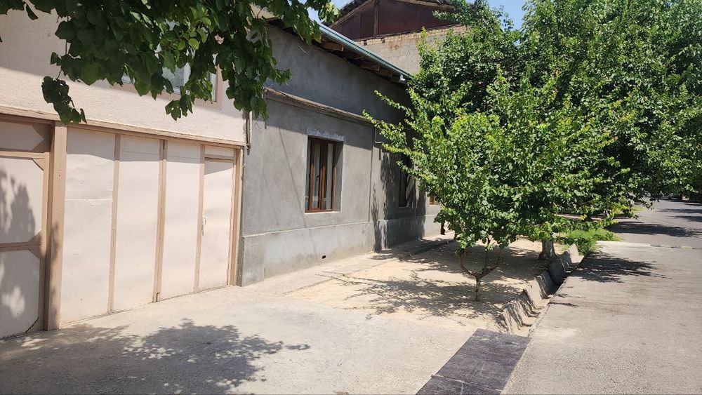 Участок сотилади