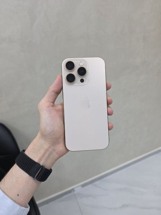 iPhone 16 Pro Desert