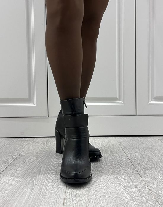 Продам полусапожки 33 размера