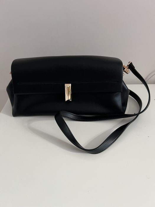 Дамски раници и чанти