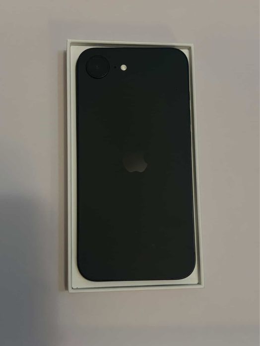 iPhone 16e 128gb