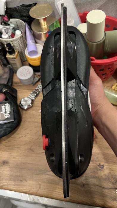 Коньки красныййй  39-41