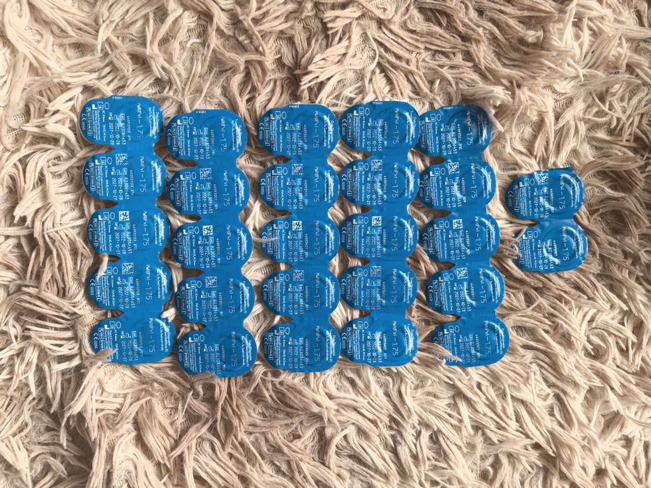 Vând lentile de contact -2.5 Ultra Bausch+Lomb, 30 lentile,