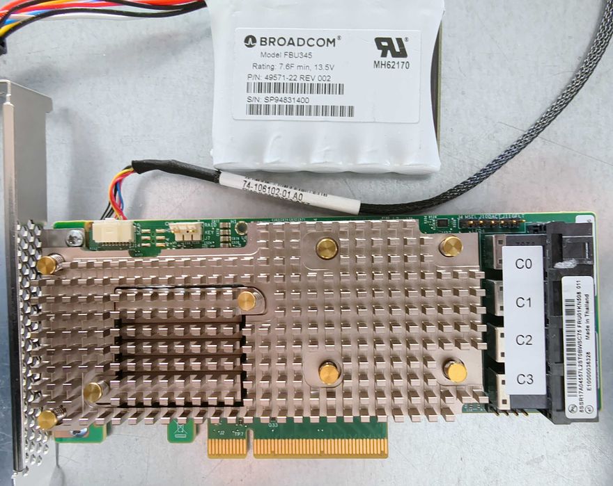 RAID контролер Lenovo 930-16i 9460-16i PCIev4 4GB SAS2 SATA3 RAID JBOD