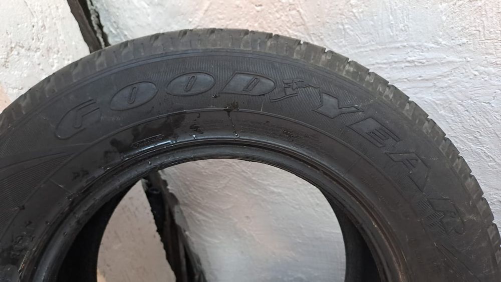 Продаётся резина на 17