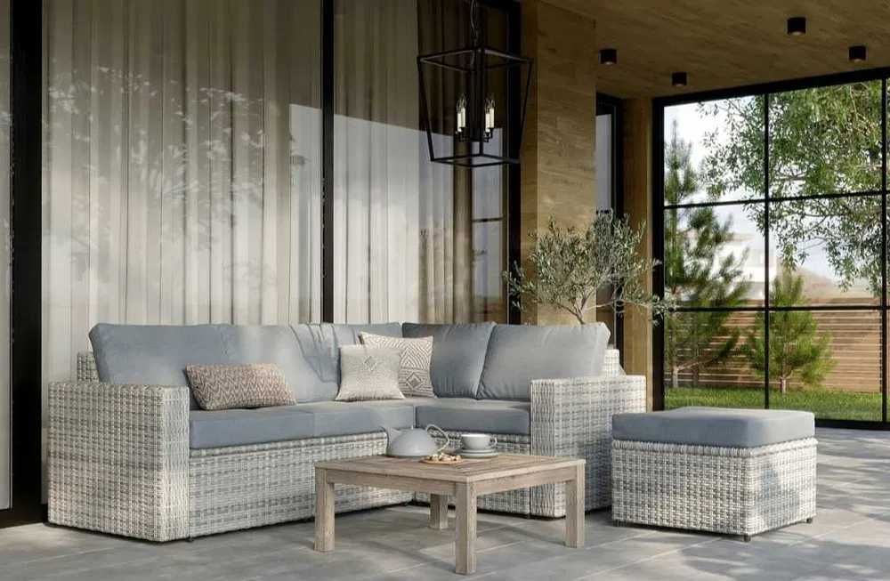 Плетенная мебель для кафе (стулья, диваны, пуфы)