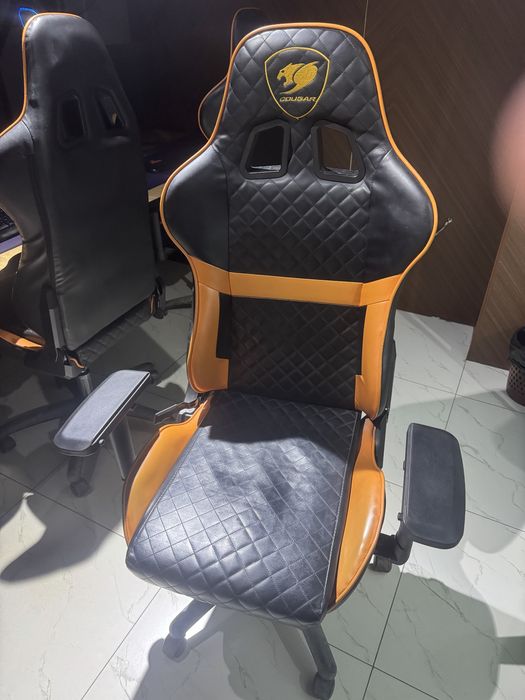 Кресло продается