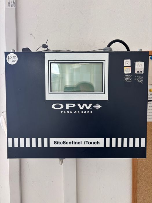 Конзола и сонда нивомер