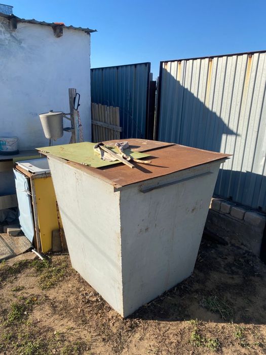 Урна для мусора железная