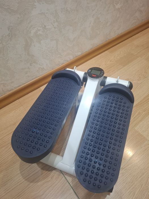 срочно продам степпер,использовала 5 раз