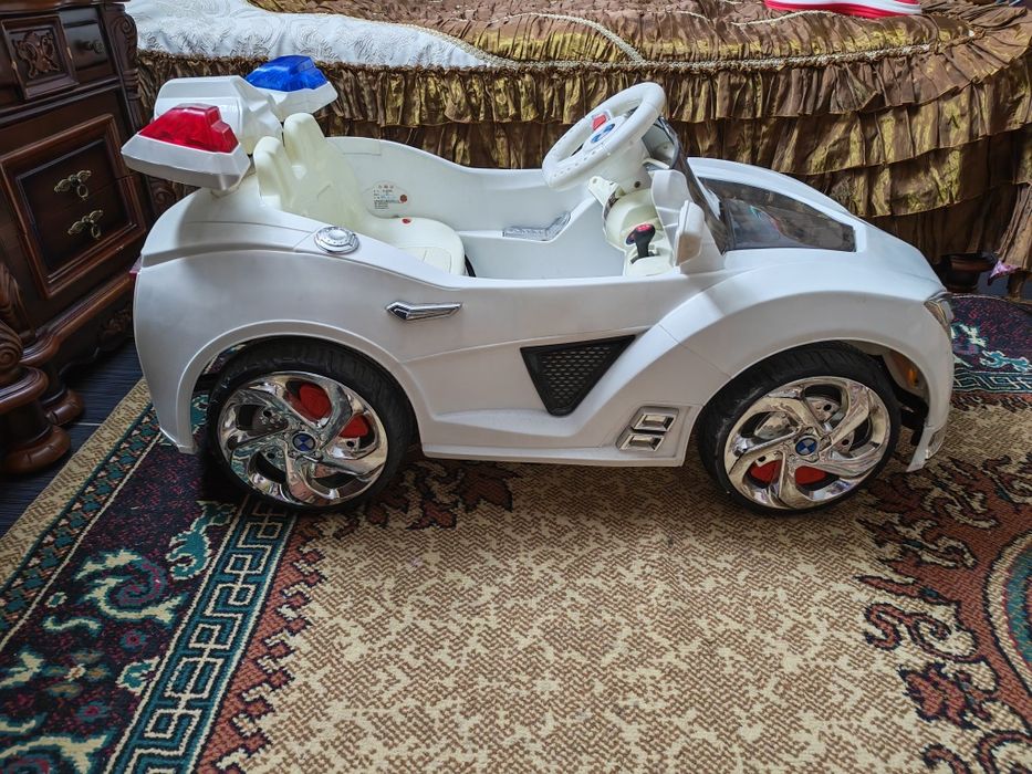 Продам электро-машинку