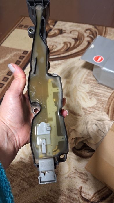 Запалителна бобина за пежо 307,1.6 бензин, 109коня от 2004 година