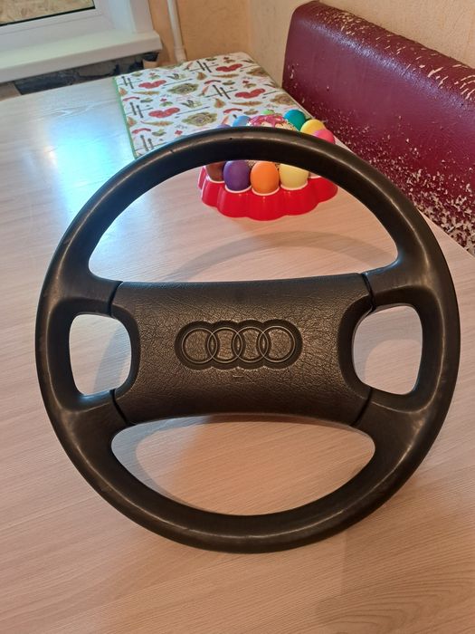 Руль Ауди 100 c4