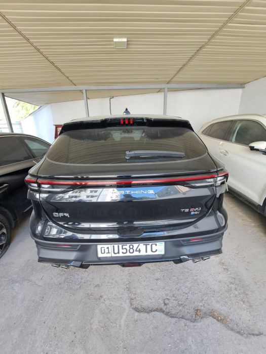 Dongfeng passenger Car T5 evo avtomashinasi sotiladi