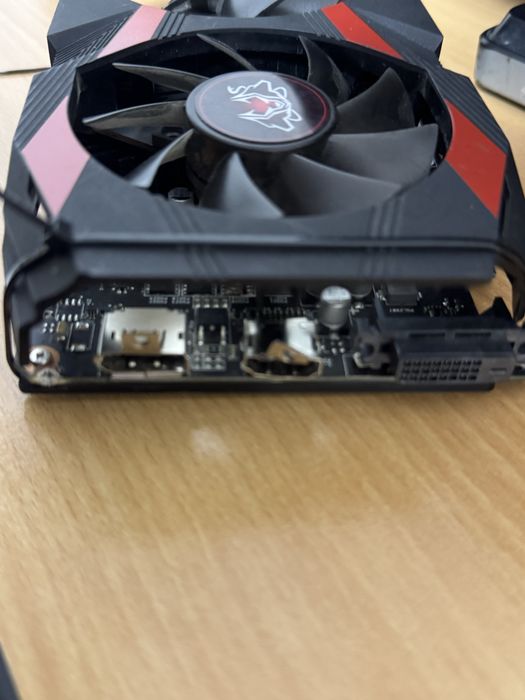 GTX 1050 TI  4GB Cerberus Functioneaza perfect. pret negociabil !!