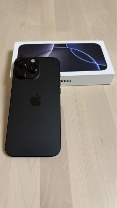 Iphone 16 Pro Max 256 Black , Baterie 90%
