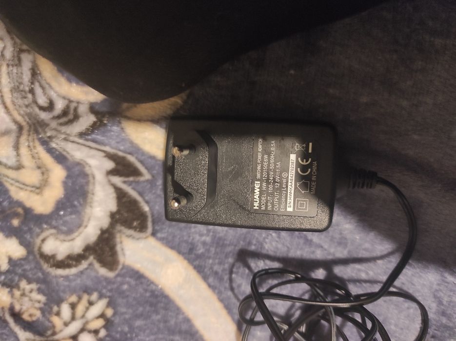 Incarcator nu stiu de ce ie cred ca de leptop