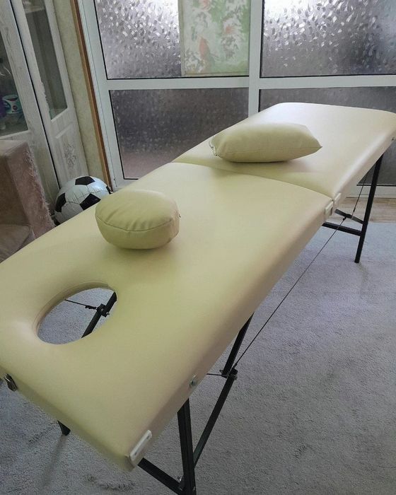 Кушетка для массажа и косметологии
