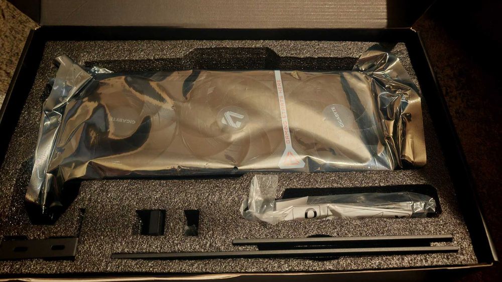 НОВА ! Видео карта GIGABYTE  RTX 5080 GAMING OC 16GB GDDR7 256bit