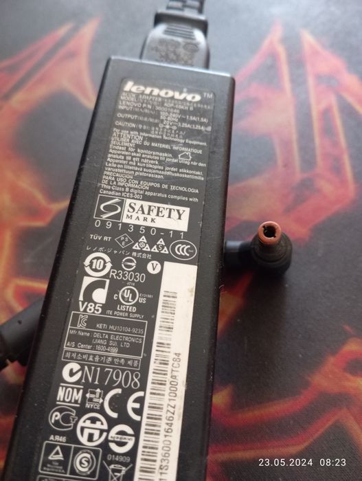 Блок питания для ноутбука