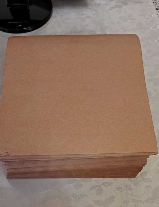 продам крафт бумага рулон метр kraft qogoz rulon metrlab sotiladi