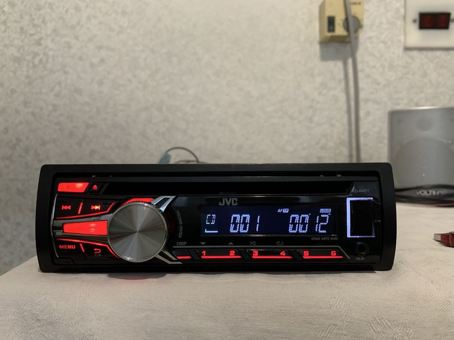 Авто Cd плеър JVC USB