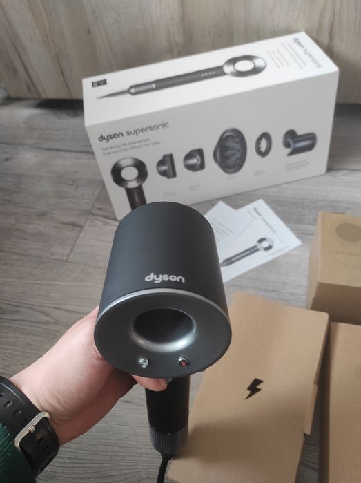 Dyson uscator de par