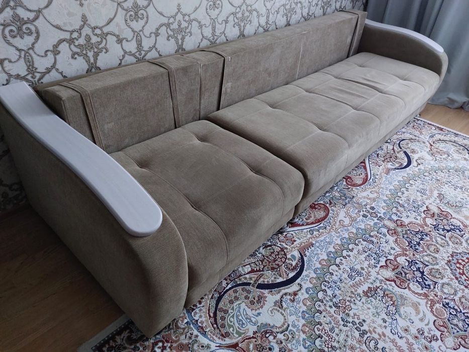 Продам диван срочно в хорошем состоянии